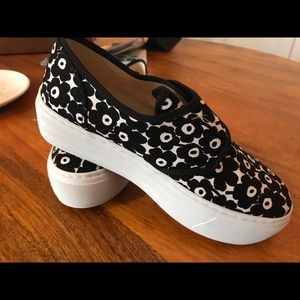 Marimekko sneakers new in box size 37